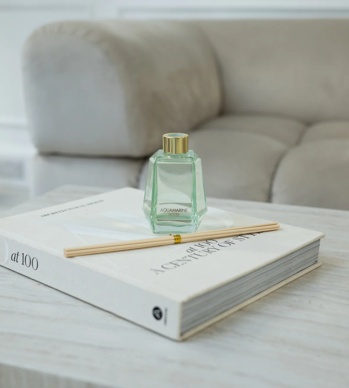 Aquamarine Iconic Small Reed Diffuser 200ml - Image 2