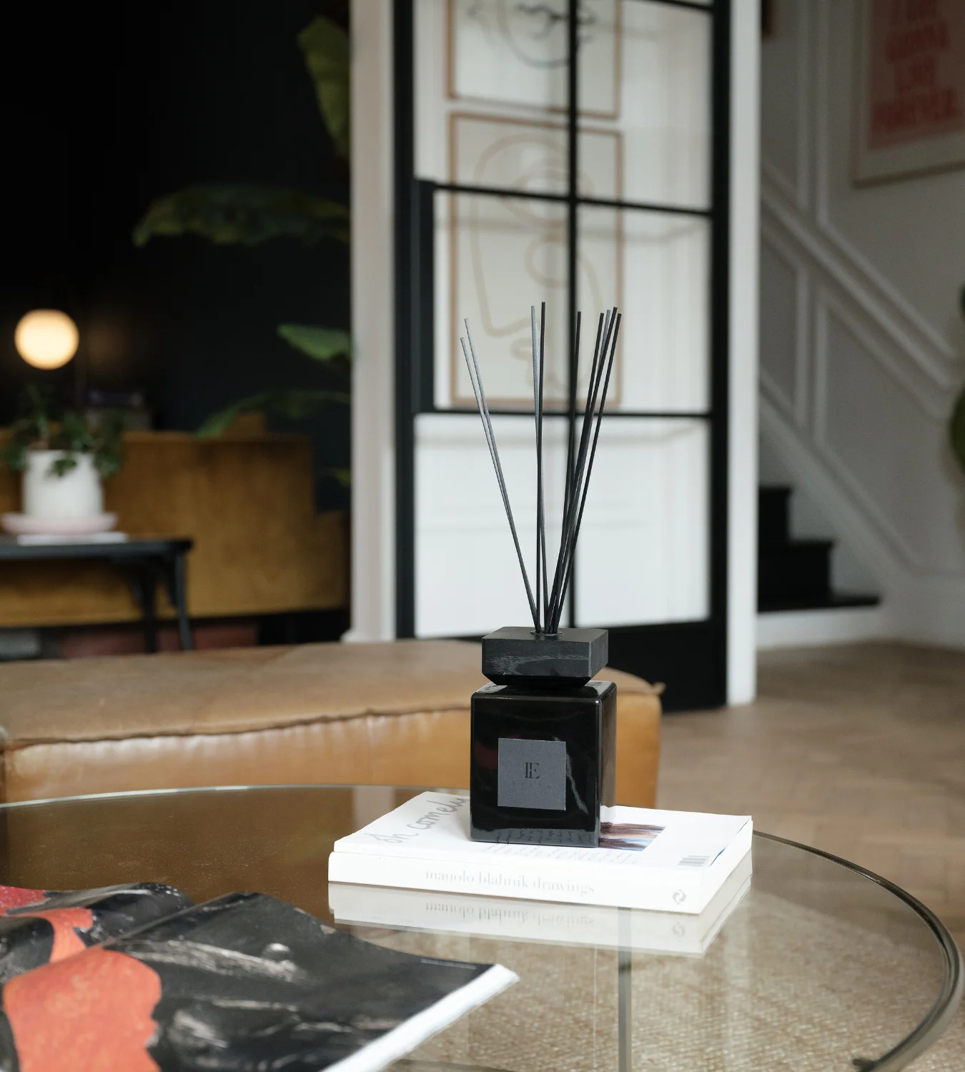 Evara Fresh Fig Solid Black Reed Diffuser Set - 1000ml - Image 6