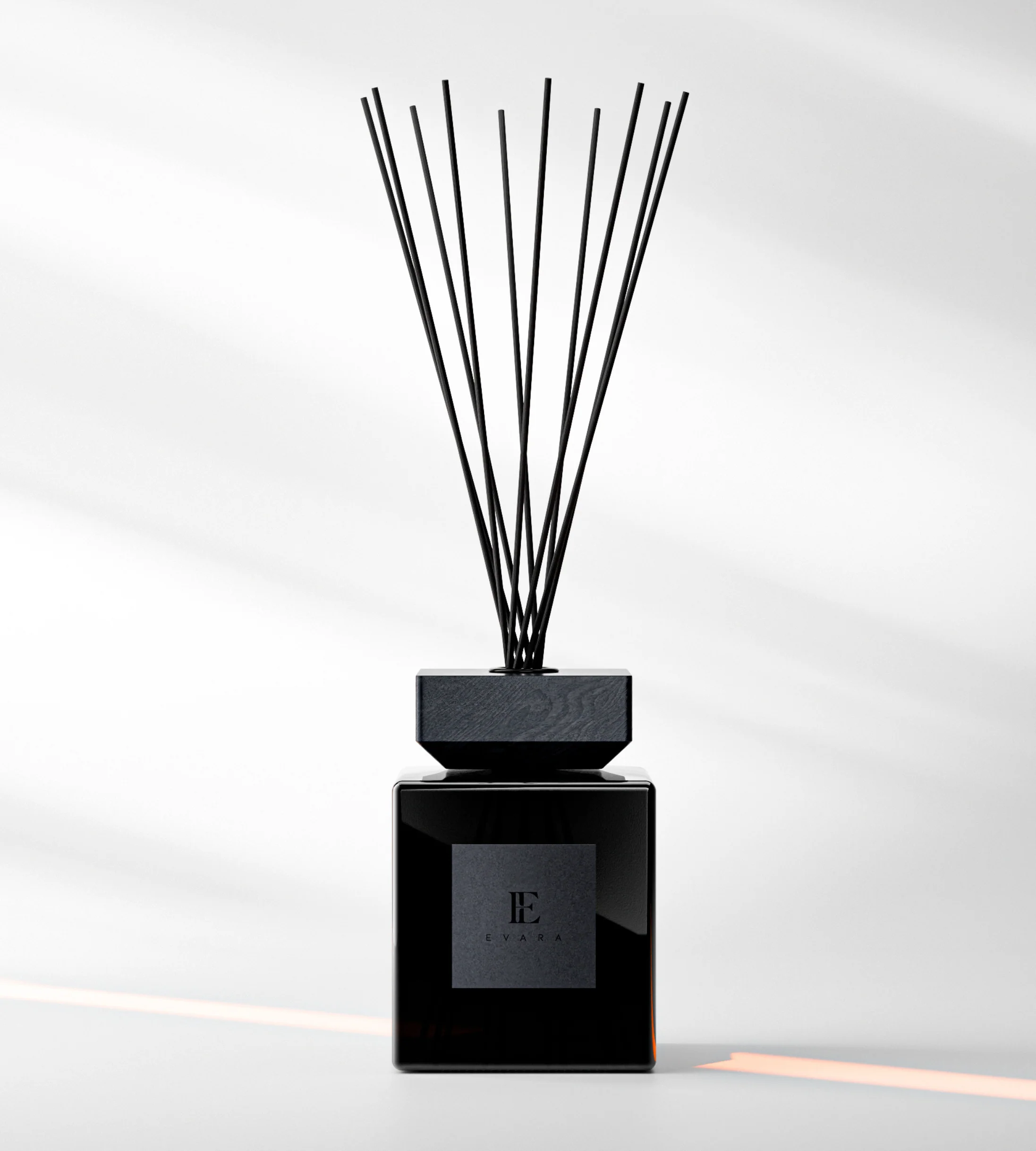 Evara Fresh Fig Solid Black Reed Diffuser Set - 1000ml - Image 8