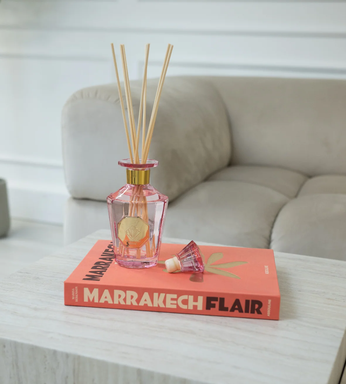 Powder Room Iconic Large Reed Diffuser 500ml - Image 2