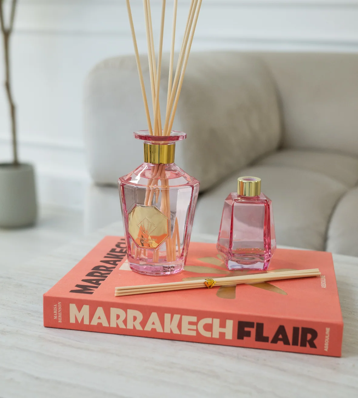 Powder Room Iconic Large Reed Diffuser 500ml - Image 3