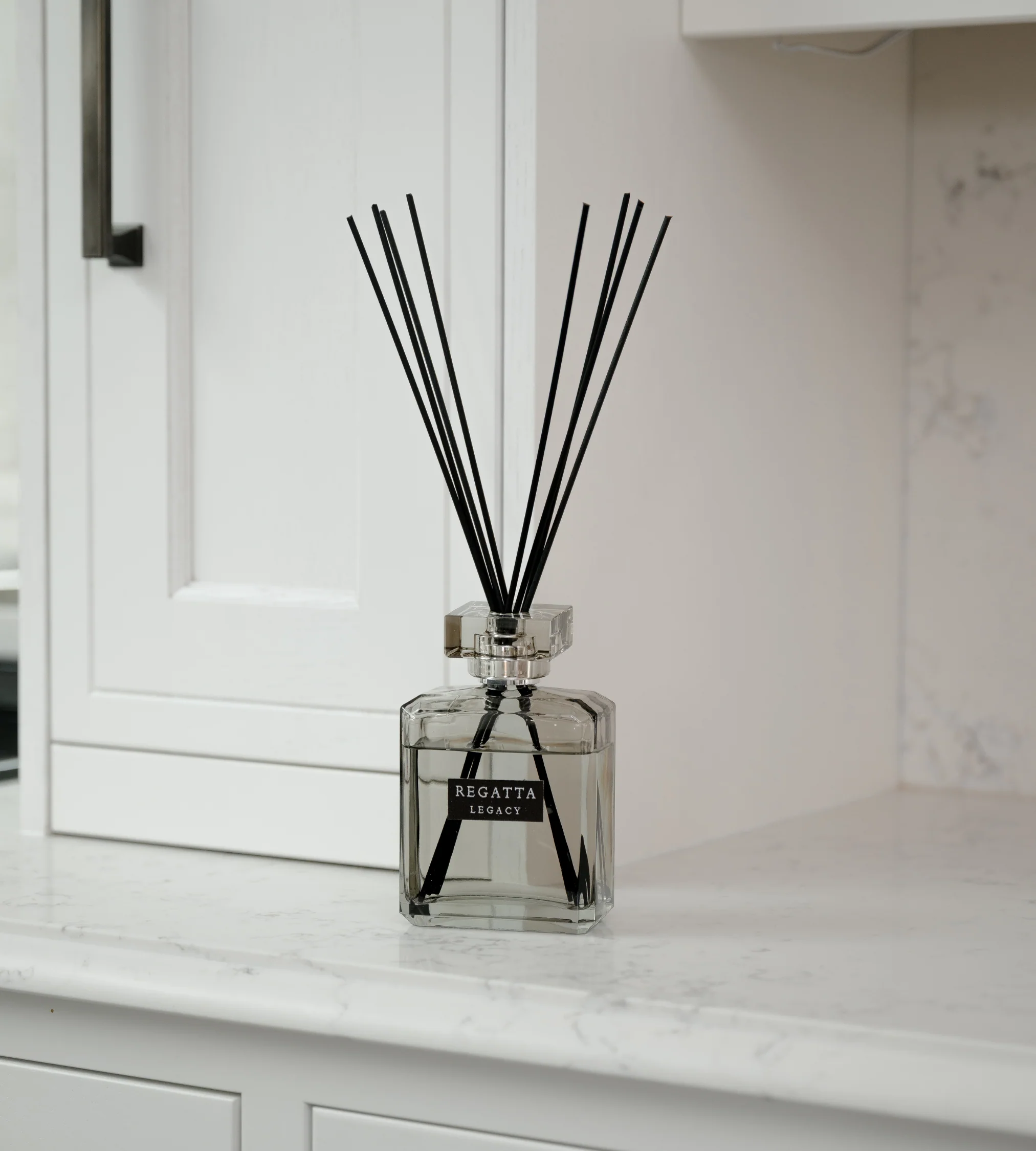 Regatta Crystal Lidded Reed Diffuser 300ml - Image 3