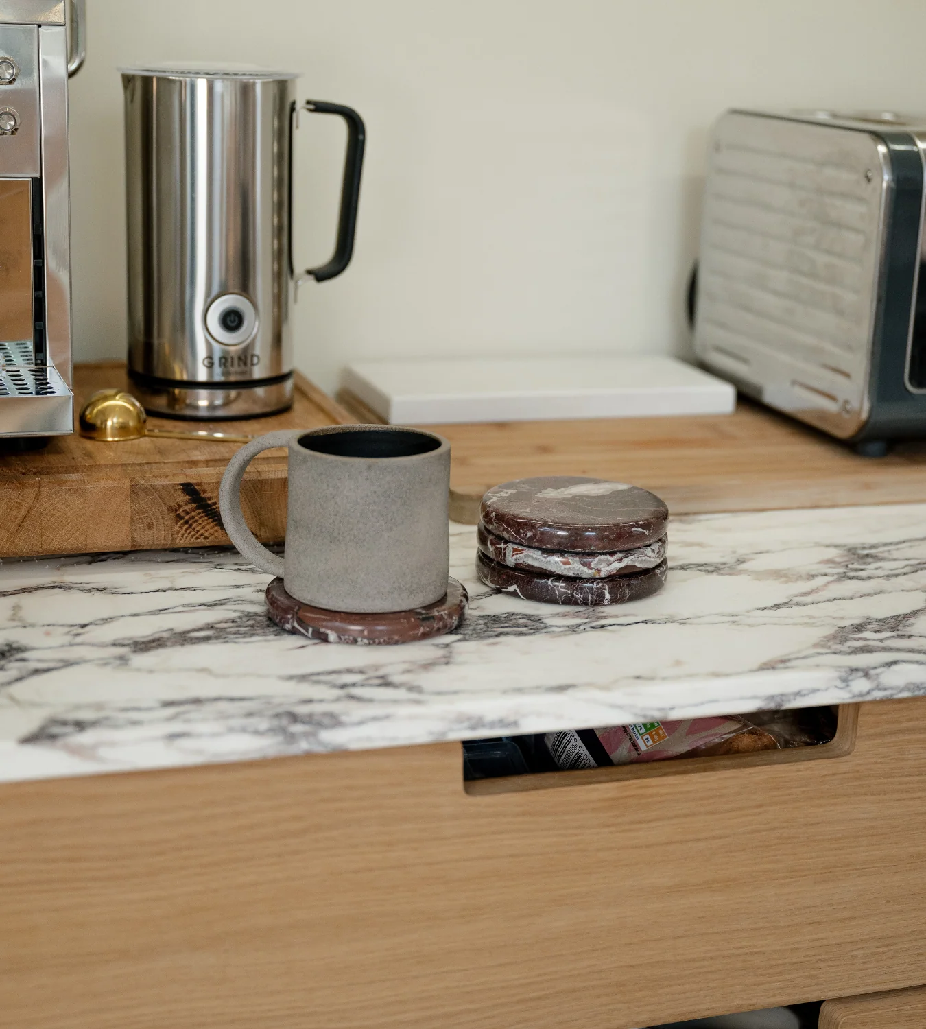 Set of 4 Red Marble Coasters - Image 3